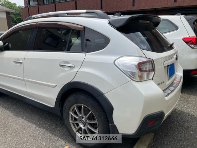 Subaru XV HYBRID 2013-07 7215608-2
