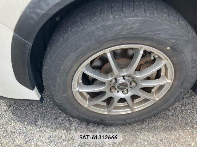 Subaru XV HYBRID 2013-07 7215608-6