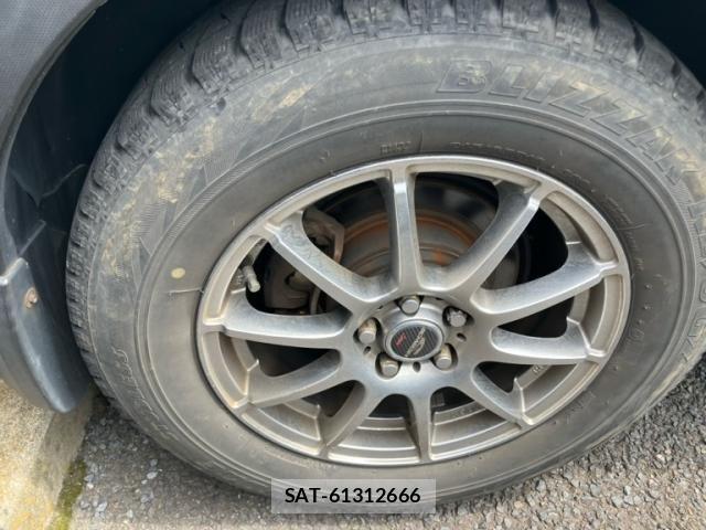 Subaru XV HYBRID 2013-07 7215608-7
