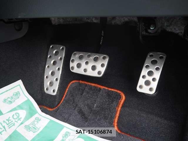 Subaru XV HYBRID 2017-02 7225657-16