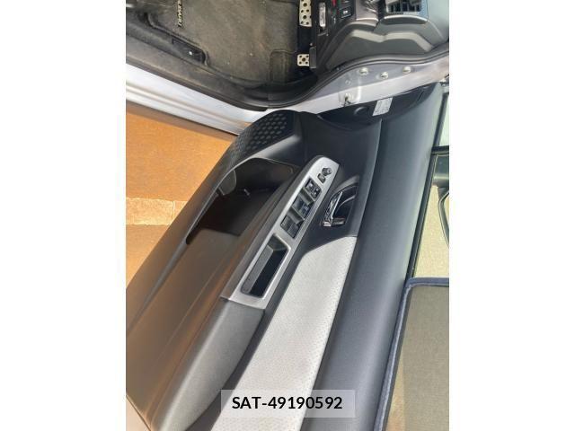 Subaru XV HYBRID 2013-12 7225652-9