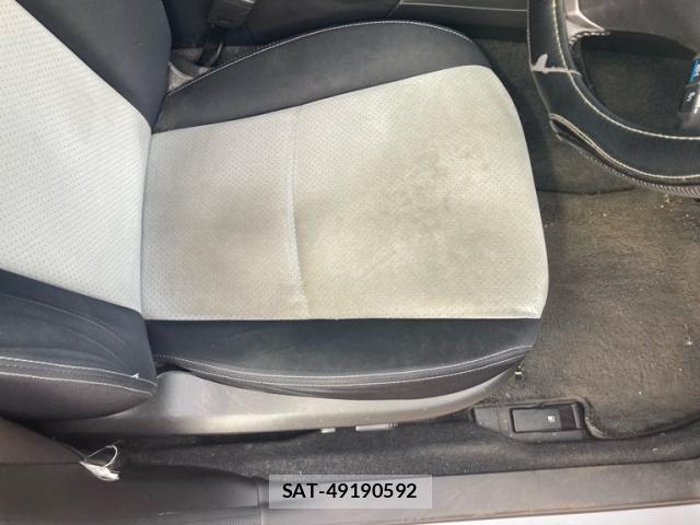 Subaru XV HYBRID 2013-12 7225652-11