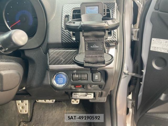 Subaru XV HYBRID 2013-12 7225652-13
