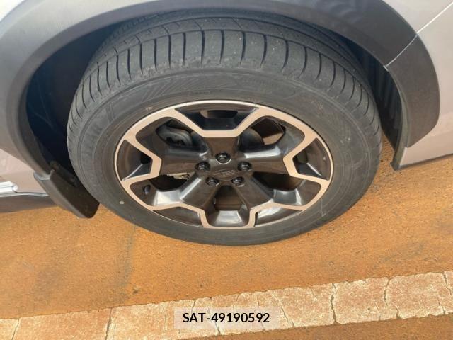 Subaru XV HYBRID 2013-12 7225652-2