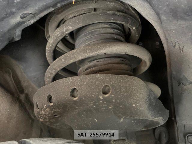 Subaru XV HYBRID 2013-11 7250298-18