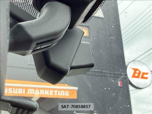 Subaru XV HYBRID 2019-04 7272616-13