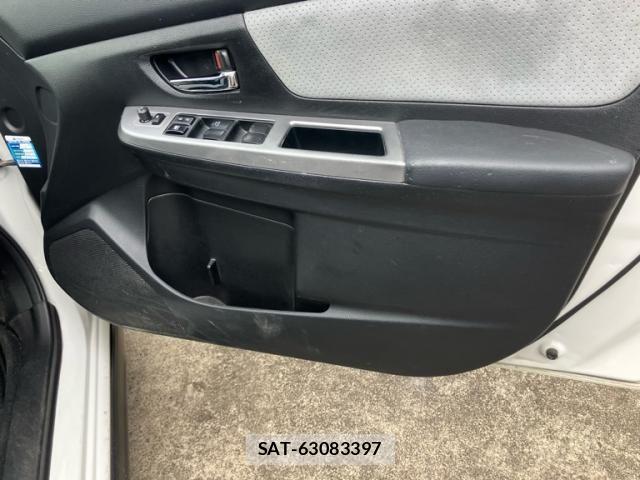 Subaru XV HYBRID 2013-12 7330408-11