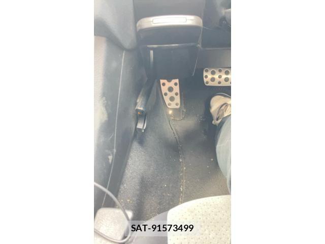 Subaru XV HYBRID 2013-11 7330407-25