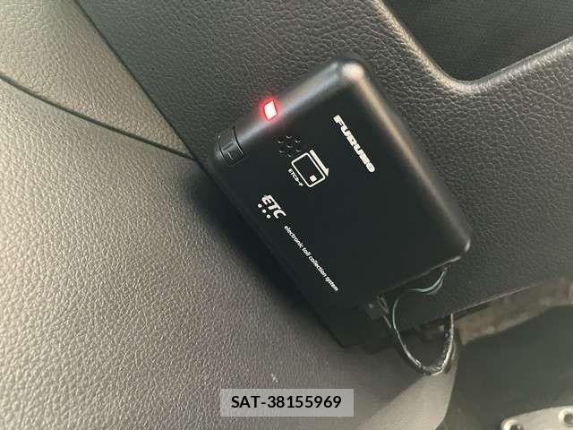 Subaru XV HYBRID 2014-01 7330403-12