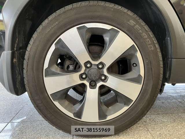Subaru XV HYBRID 2014-01 7330403-5