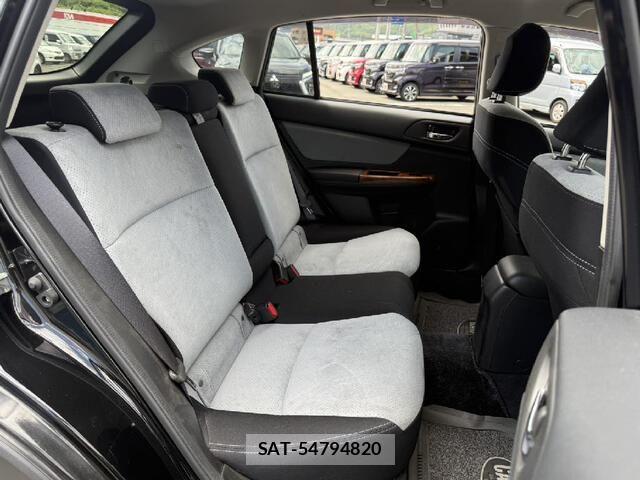 Subaru XV HYBRID 2013-12 7330405-12