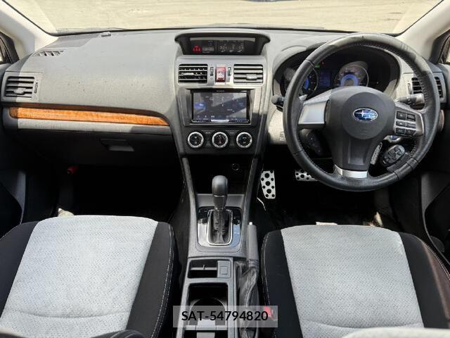 Subaru XV HYBRID 2013-12 7330405-4
