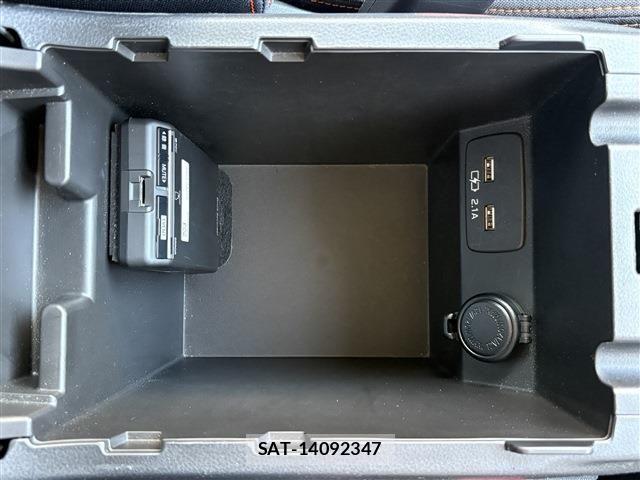 Subaru XV HYBRID 2020-07 7562928-28