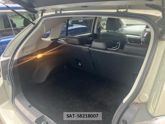 Subaru XV HYBRID 2014-03 7620492-12