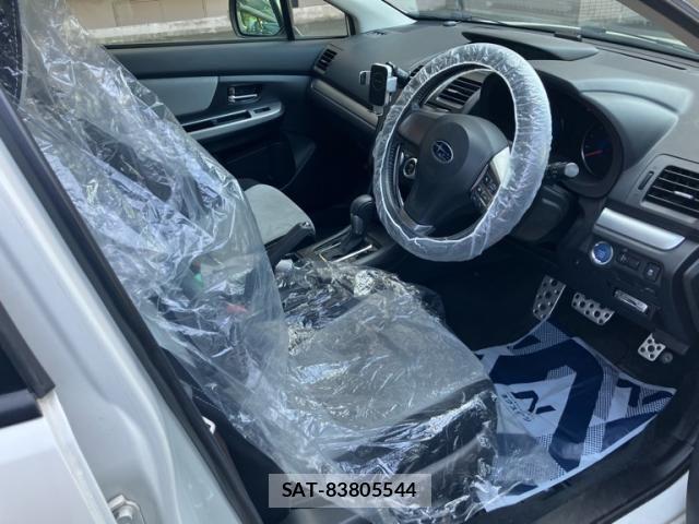 Subaru XV HYBRID 2014-03 7620491-10