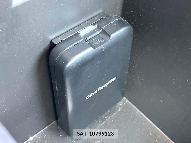 Subaru XV HYBRID 2022-04 7789549-4