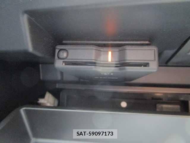 Subaru XV HYBRID 2021-01 7789545-27
