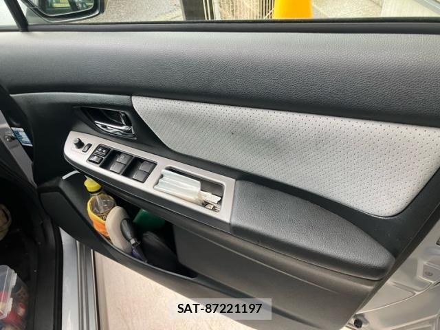 Subaru XV HYBRID 2013-07 7789533-17