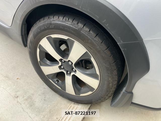 Subaru XV HYBRID 2013-07 7789533-6