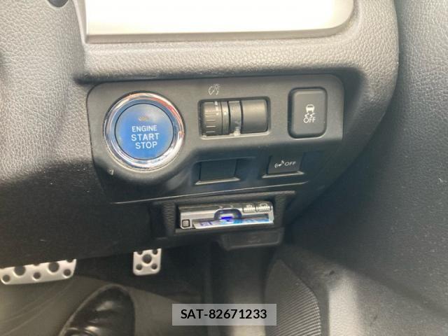 Subaru XV HYBRID 2014-04 7879751-15