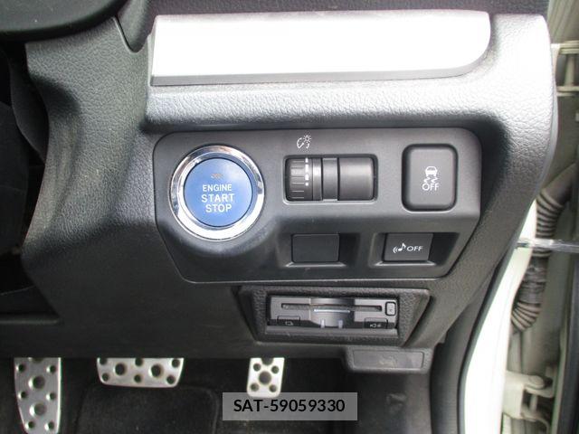 Subaru XV HYBRID 2014-06 8038539-16