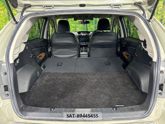 Subaru XV HYBRID 2014-06 8038534-11