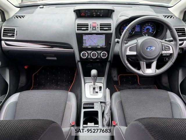 Subaru XV HYBRID 2015-10 8038532-1