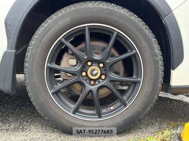 Subaru XV HYBRID 2015-10 8038532-25