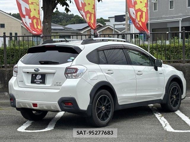 Subaru XV HYBRID 2015-10 8038532-2