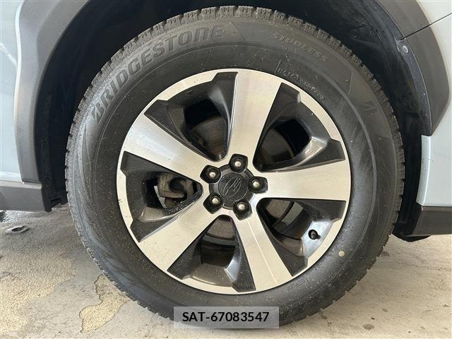 Subaru XV HYBRID 2018-10 8075772-8
