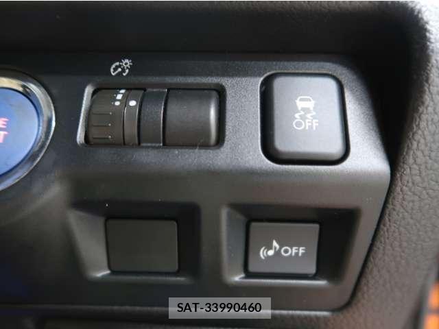 Subaru XV HYBRID 2014-05 8075776-28