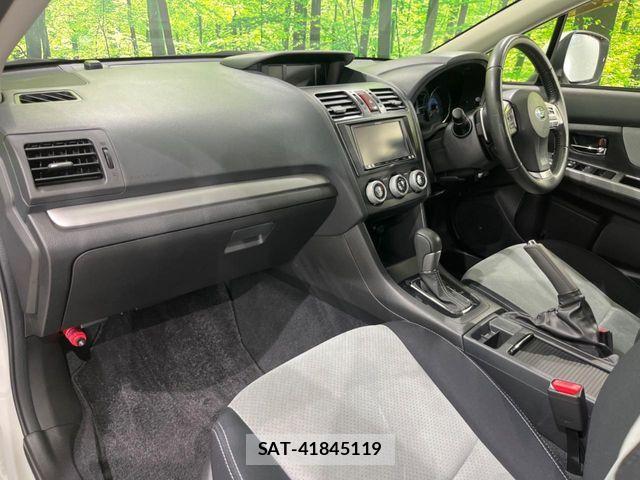 Subaru XV HYBRID 2014-01 8075783-17
