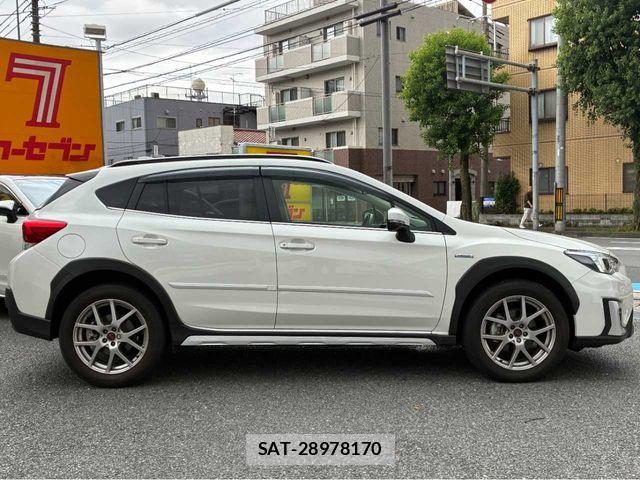 Subaru XV HYBRID 2020-06 8102121-27