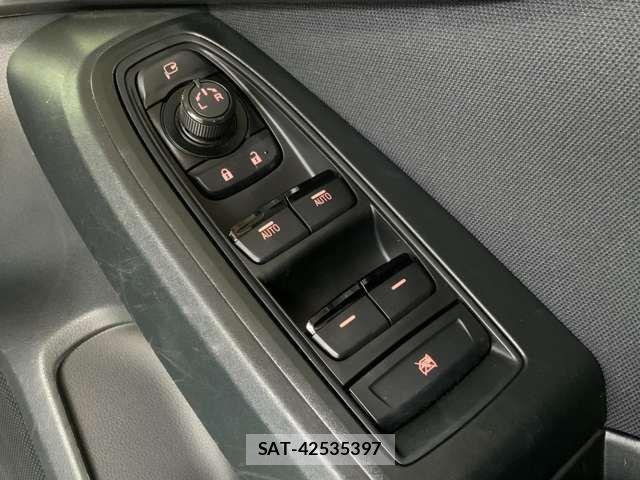 Subaru XV HYBRID 2021-08 8102119-14