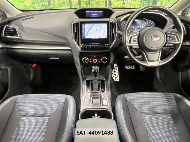 Subaru XV HYBRID 2021-07 8210467-1