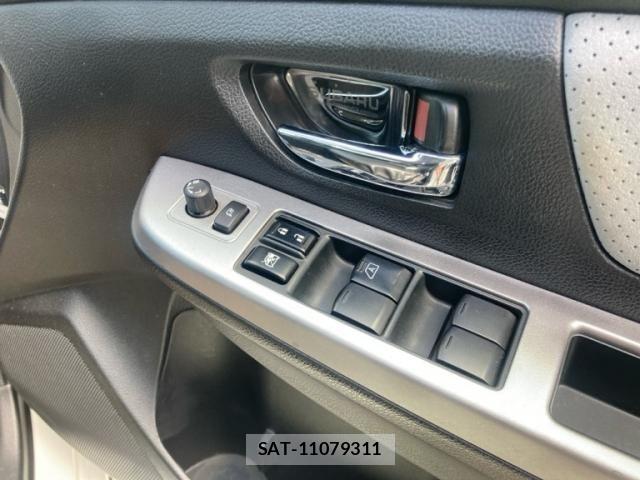 Subaru XV HYBRID 2014-05 8231974-13