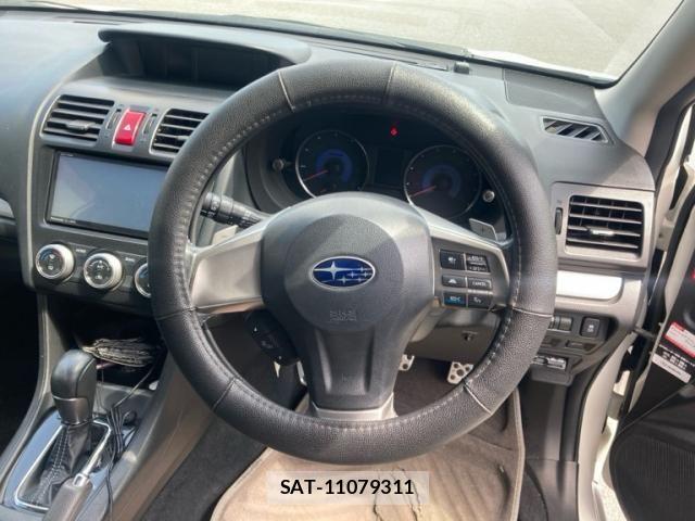 Subaru XV HYBRID 2014-05 8231974-14