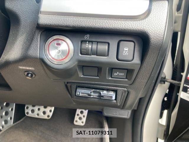 Subaru XV HYBRID 2014-05 8231974-16
