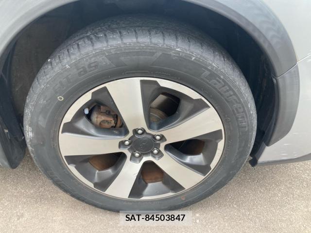 Subaru XV HYBRID 2013-09 8246837-11