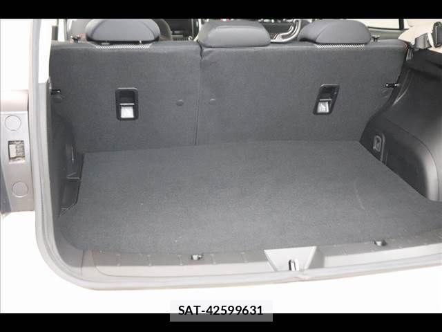 Subaru XV HYBRID 2020-09 8317409-13