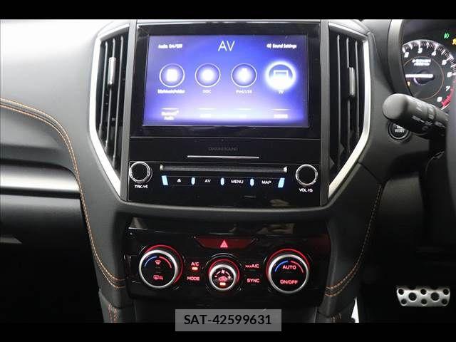 Subaru XV HYBRID 2020-09 8317409-1