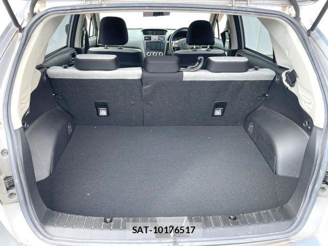Subaru XV HYBRID 2013-11 8317418-10