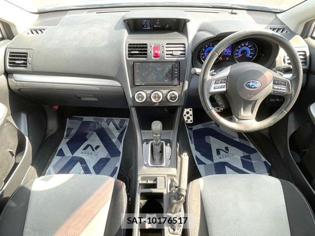 Subaru XV HYBRID 2013-11 8317418-1