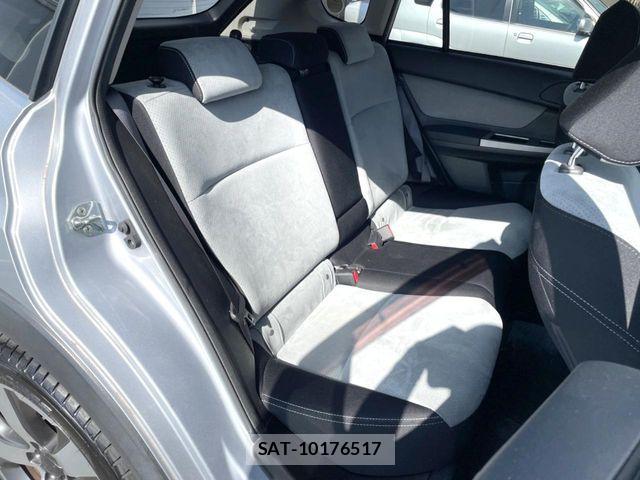 Subaru XV HYBRID 2013-11 8317418-8