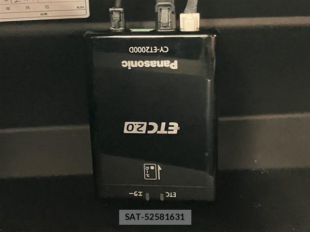 Subaru XV HYBRID 2018-12 8317415-15