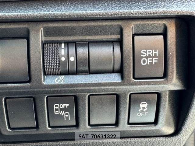 Subaru XV HYBRID 2021-08 8317410-5