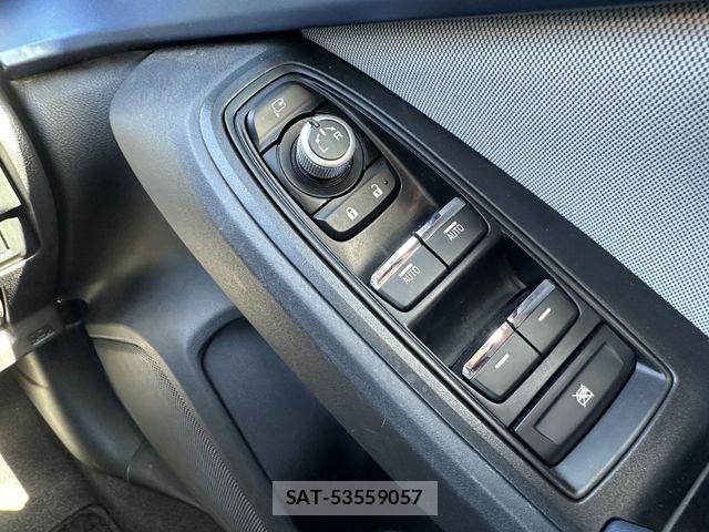 Subaru XV HYBRID 2019-09 8355682-21