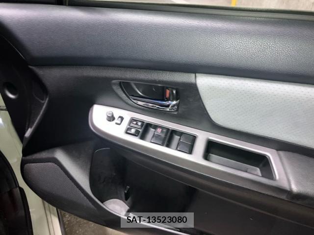 Subaru XV HYBRID 2014-02 8369073-15