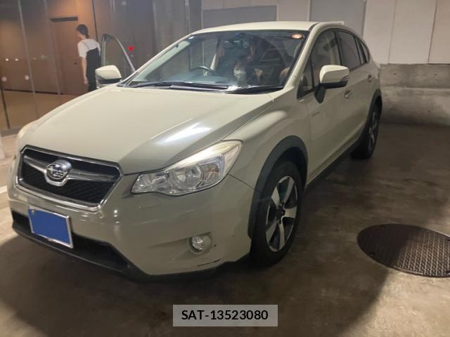 Subaru XV HYBRID 2014-02 8369073-1