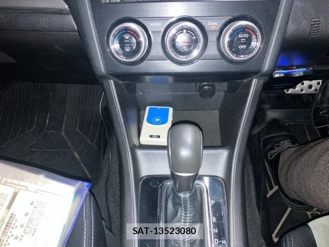 Subaru XV HYBRID 2014-02 8369073-21